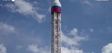 La giostra a forma di missile ipersonico: la nuova attrazione &ldquo;Oreshnik&rdquo; inaugurata a San Pietroburgo &ndash; Video
