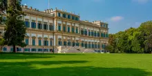 Se**o in pieno giorno al parco di Monza tra bambini e famiglie: multa da 253 euro per due uomini di 60 e 70 anni