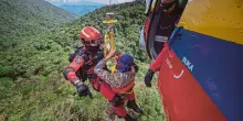 &ldquo;Bevevo acqua nera, mi sentivo in bilico tra la vita e la morte&rdquo;: si avventura per un trekking, escursionista trovata viva dopo 14 giorni
