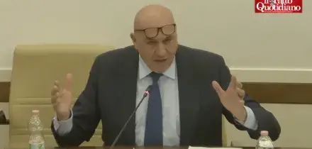 Crosetto: &ldquo;L&rsquo;Anthropic l&rsquo;abbiamo chiamata noi. L&rsquo;intelligenza artificiale in due anni cambier&agrave; tutto&rdquo;