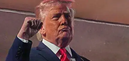 Fischi per Trump a New York in Knicks-San Antonio di Nba. Lui ribatte: &ldquo;Credo che fossero per lo pi&ugrave; applausi&rdquo;