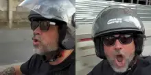 &ldquo;Chi tocca uno di noi, tocca tutti quanti&rdquo;: Lele adani si filma mentre sfreccia in motorino cantando Geolier, il video su TikTok fa discutere