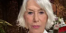 Helen Mirren: &ldquo;Israele non pu&ograve; replicare crimini contro l&rsquo;umanit&agrave;&rdquo;. E su Netflix: &ldquo;Se vuole l&rsquo;Oscar porti i film al cinema&rdquo;