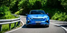 Alpine A390 GT, la prova de Il Fatto.it &ndash; Sul lago di Como con la fastback elettrica &ndash; FOTO