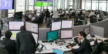 Accordo Usa-Iran, la reazione dei mercati: volano le Borse europee, in calo il prezzo di petrolio e gas