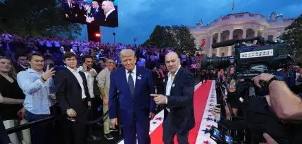 La festa di Trump poteva finire in strage: l&rsquo;FBI ha sventato un assalto alla Casa Bianca durante l&rsquo;evento UFC