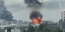 Droni su Mosca, le esplosioni e le fiamme: le immagini del raid ucraino sulla capitale russa