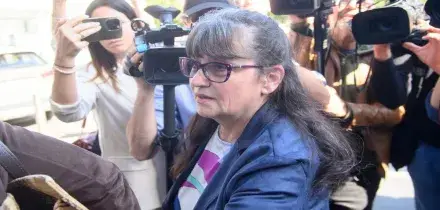 Garlasco, madre di Sempio trasferita in Psichiatria dopo il tentato suicidio. I medici: &egrave; fuori pericolo ma &ldquo;non &egrave; lucida&rdquo;