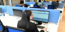 Telemarketing, da oggi chiamate vietate senza consenso degli utenti. Ma la stretta vale solo per luce e gas, via libera alle Telco