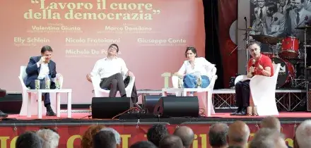 Il segretario Fiom De Palma ai leader del campo largo: &ldquo;Quando vincerete non cambiate la Costituzione, applicatela. E cancellate il dl Sicurezza&rdquo;