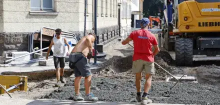 Stop al lavoro nelle ore pi&ugrave; calde: scatta la cig in deroga. Ma il testo ancora non c&rsquo;&egrave;. Il nodo dei servizi di &ldquo;pubblica utilit&agrave;&rdquo;