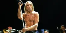 Iggy Pop si chiude in una bara, ma tanto chi l&rsquo;ammazza?