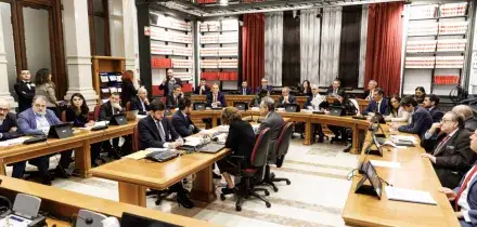 Legge elettorale, sprint della maggioranza. Accantonate le preferenze e riformulata l&rsquo;esenzione dalla raccolta delle firme (che esclude i vannacciani)