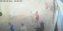 Terremoto in Venezuela, il momento della scossa: crollano macerie dagli edifici, panico in strada