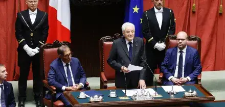 Mattarella parla di unit&agrave;, Resistenza e &ldquo;volto umano&rdquo; della Repubblica per celebrare la Costituente. Vannacciani assenti dall&rsquo;Aula