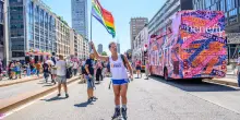 Il Milano Pride cambia orario per il caldo estremo: parata posticipata alle 17 per evitare le ore pi&ugrave; torride