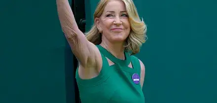 Chris Evert &egrave; di nuovo in lotta contro il cancro: &ldquo;Non potr&ograve; partecipare a Wimbledon, il tumore alle ovaie &egrave; tornato. &Egrave; implacabile&rdquo;