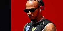 Hamilton si prende la Ferrari e alza l&rsquo;asticella: &ldquo;Testa bassa e continuiamo a lavorare. &Egrave; solo l&rsquo;inizio&rdquo;
