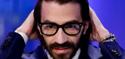 Leonardo Maria Del Vecchio si dimette tutti gli incarichi in EssilorLuxottica: in una lettera le critiche sulla gestione