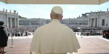 Il Papa &lsquo;tessitore&rsquo; riunisce i cardinali. E si dimostra ancora una volta la scelta azzeccata