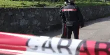 Parla con una donna per strada, l&rsquo;ex fidanzato lo pesta con calci e pugni. Morto un 46enne, fermato l&rsquo;aggressore per omicidio