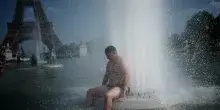 Temperature record in Germania e Paesi dell&rsquo;Est. Parigi si sveglia con 14 gradi, dopo il caldo estremo &egrave; arrivata la tregua: &ldquo;Ma il 6 luglio torner&agrave; l&rsquo;afa&rdquo;