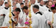 Lefebvriani consacrano 4 nuovi vescovi e ignorano l&rsquo;appello del Papa: &egrave; scisma. &ldquo;Noi al servizio della Chiesa, ci benedica&rdquo;