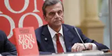 L&rsquo;irremovibile Carlo Calenda e le due possibilit&agrave;: andare alle elezioni da solo oppure da solo