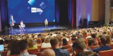 &ldquo;Il caldo pu&ograve; dare alla testa. Poco prima dell&rsquo;inizio dello show due manager tv hanno discusso animatamente&hellip;&rdquo;: cos&rsquo;&egrave; accaduto ai palinsesti Rai secondo Dagospia