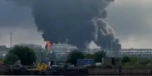 Pioggia di droni su San Pietroburgo, la citt&agrave; di Putin: nel mirino i terminal petroliferi e la Reggia di Peterhof