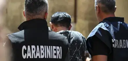 Omicidio nel Foggiano, ucciso 35enne a colpi di fucile: inquirenti sulla pista delle criminalit&agrave; organizzata