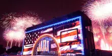 Stati Uniti, lo show pirotecnico da record: 850mila fuochi d&rsquo;artificio in 40 minuti. Allarme per l&rsquo;inquinamento dell&rsquo;aria