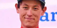 Torstein Tr&aelig;en, la maglia gialla a sorpresa del Tour de France: scopr&igrave; il tumore ai testicoli con un controllo antidoping