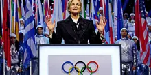 Il Cio revoca la sospensione alla Russia: via libera alle qualificazioni olimpiche, ma il ritorno degli atleti dipender&agrave; dalle singole federazioni
