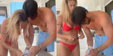 &ldquo;Quanti vorrebbero un infortunio in barca per avere questi dottori?&rdquo;: Michelle Hunziker e Giulio Berruti diventano gli infermieri di Nunzia De Girolamo dopo un incidente in barca