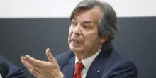&ldquo;95mila bambini in famiglie povere, ragionare su aumento spese per armi mi fa sentire in imbarazzo&rdquo;: le parole del ceo di Intesa Sanpaolo