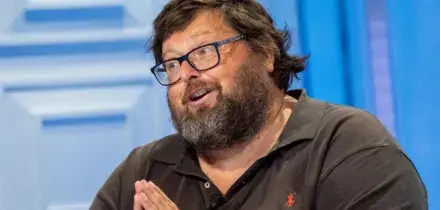 Mario Adinolfi contro i magistrati: &ldquo;Invidio Lavitola, lui &egrave; libero mentre io sono stato arrestato. In Italia due pesi e due misure&rdquo;