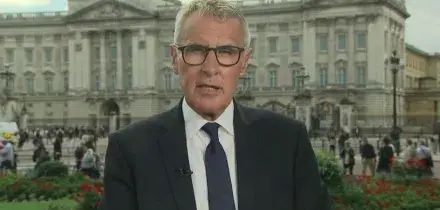 &Egrave; morto Dermot Murnaghan, il volto storico del giornalismo televisivo britannico aveva un tumore alla prostata in stadio avanzato