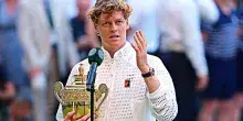 La dedica di Sinner a mamma Siglinde dopo il trionfo a Wimbledon: &ldquo;Ho visto che ha lasciato il box due volte&rdquo;
