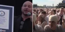 Pitbull entra nel Guinness dei Primati con la pi&ugrave; grande folla di &ldquo;calvi&rdquo; al mondo. Il rapper: &ldquo;Ho voluto rappresentare tutti quelli che non hanno capelli&rdquo;