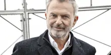 &Egrave; morto Sam Neill, l&rsquo;indimenticabile dottor Alan Grant del kolossal &ldquo;Jurassic Park&rdquo;. Nel 2023 era &ldquo;in fin di vita&rdquo; a causa di un linfoma non Hodgkin al terzo stadio