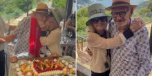 &ldquo;Ci avete inondato di affetto! Questo bacio &egrave; anche per tutti voi&rdquo;: Rita Pavone festeggia i 100 anni del marito Teddy Reno