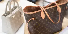 Influencer condannata a risarcire Dior, Fendi e Louis Vuitton per 250 mila euro: vendeva ai follower prodotti di lusso contraffatti