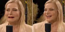 &ldquo;Quando al mio ex agente Lele Mora ho detto che ero incinta &egrave; scoppiato a piangere. Ero la sua gallina dalle uova d&rsquo;oro&rdquo;: lo rivela Simona Ventura