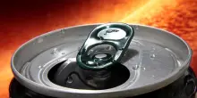 Stop alle bevande energetiche ad alto contenuto di caffeina per gli under 16 in Inghilterra