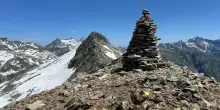 Gli &lsquo;omini di pietra&rsquo; mettono a rischio l&rsquo;ecosistema della montagna: &ldquo;Sono belli, ma no al fenomeno di massa&rdquo;. Ecco perch&eacute;