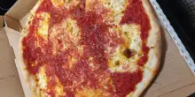&ldquo;Boom di bambini obesi in Italia per pizza, pasta e pane. La dieta mediterranea non esiste pi&ugrave;, ora c&rsquo;&egrave; la dieta delle &lsquo;cinque P&rdquo;: la stoccata della Bbc con la tesi del prof Longo