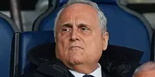 Lotito si presenta alla Reggina e cita uno slogan fascista: &ldquo;Credere, obbedire, combattere&rdquo;. Poi guarda il sindaco Cannizzaro (Forza Italia) e sorride