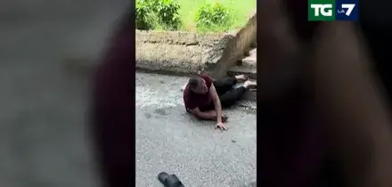 Morte di Fakir, in esclusiva sul TgLa7 il video dei momenti che precedono l&rsquo;intervento della polizia