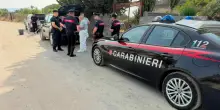 Spara e ferisce gravemente la moglie, poi raggiunge il fratello e lo uccide: il delitto nel Cagliaritano. Il 39enne si &egrave; costituito